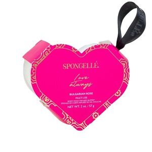 SPONGELLE
Love Always Heart-Shaped Buffer - Bulgarian Rose